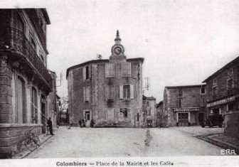 La place des cafés (et de la première mairie) La place des cafés (et de la première mairie)